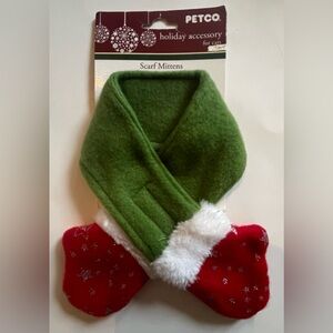 Petco Green & Red Holiday Mitten Scarf for Cats